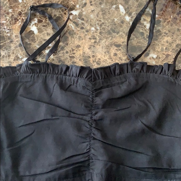 URBAN OUTFITTERS SCRUNCHED RUCHE BLACK TANK TOP - Picture 2 of 3